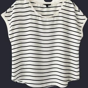 Banana Republic Black & White Striped Short / Dolman Sleeve lace Trim Top
